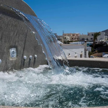 New Yiota Collection 4 & 4 Prive Jacuzzi *