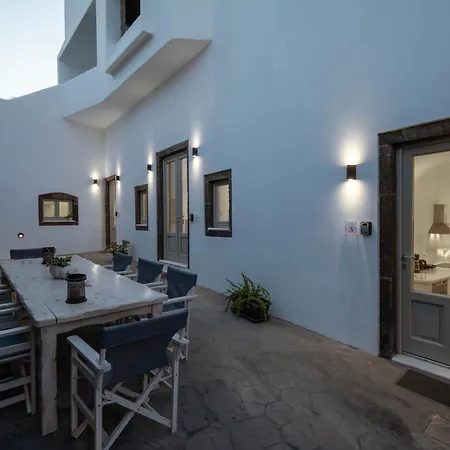 Villa New Yiota Collection 4 & 4 Prive Jacuzzi