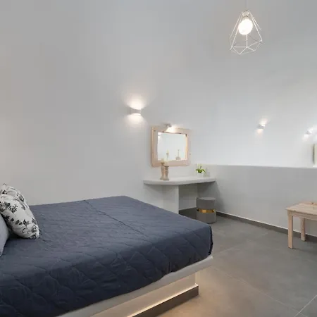 New Yiota Collection 4 & 4 Prive Jacuzzi Villa Megalochori (Santorini)