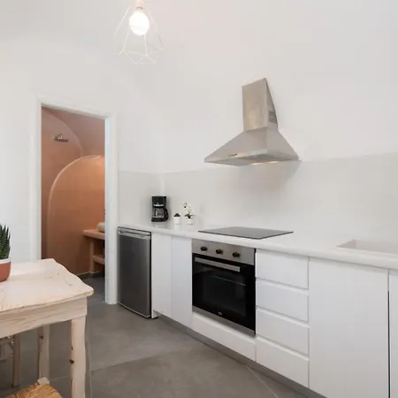 New Yiota Collection 4 & 4 Prive Jacuzzi