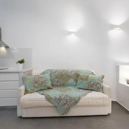 New Yiota Collection 4 & 4 Prive Jacuzzi * Megalochori (Santorini)