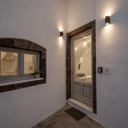 Villa New Yiota Collection 3 & 3 Prive Jacuzzi *