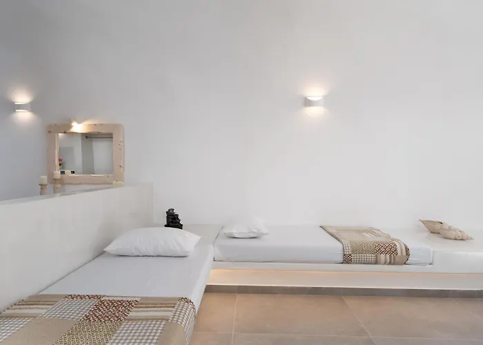 New Yiota Collection 4 & 4 Prive Jacuzzi