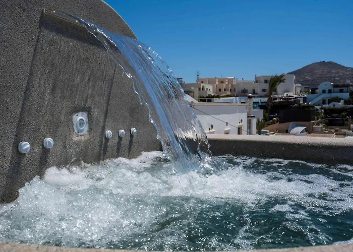 New Yiota Collection 4 & 4 Prive Jacuzzi *