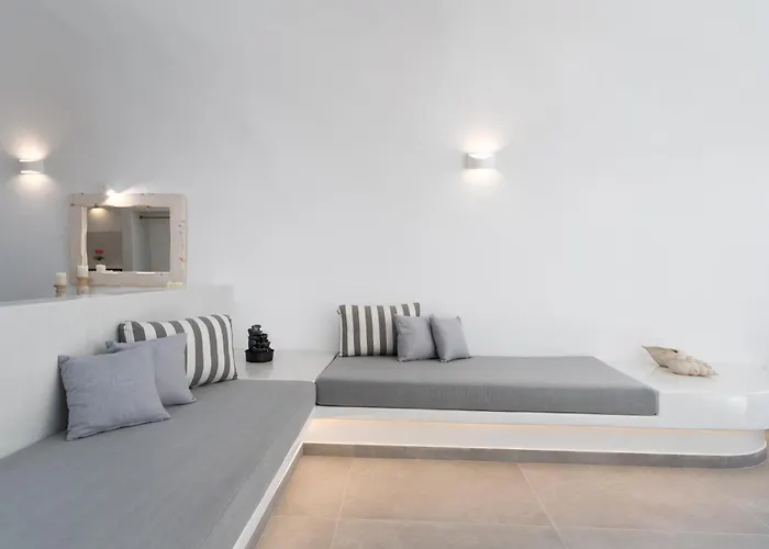 New Yiota Collection 4 & 4 Prive Jacuzzi *