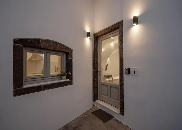 Villa New Yiota Collection 4 & 4 Prive Jacuzzi *