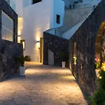 New Yiota Collection 4 & 4 Prive Jacuzzi Villa Megalokori