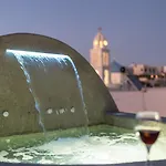 New Yiota Collection 4 & 4 Prive Jacuzzi Villa