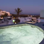 New Yiota Collection 4 & 4 Prive Jacuzzi Villa Megalokori