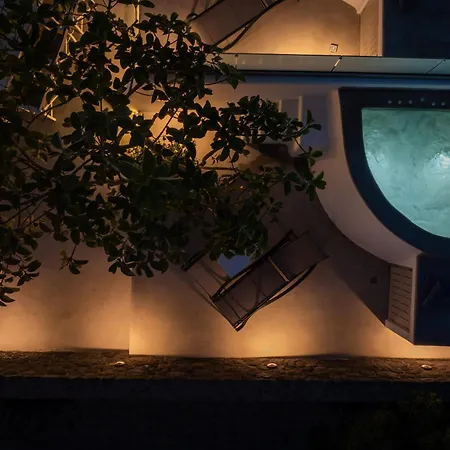 New Yiota Collection 4 & 4 Prive Jacuzzi ヴィラ