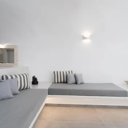 New Yiota Collection 4 & 4 Prive Jacuzzi *