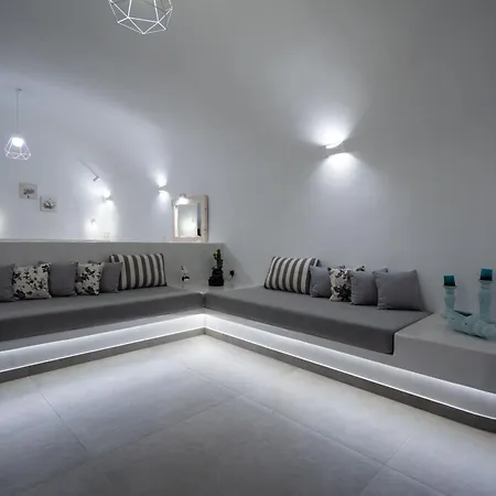 New Yiota Collection 4 & 4 Prive Jacuzzi Villa Megalochori (Santorini)