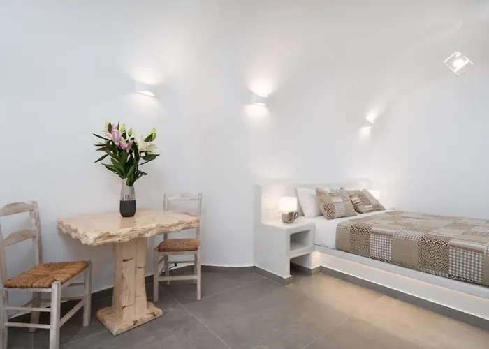 New Yiota Collection 4 & 4 Prive Jacuzzi Villa