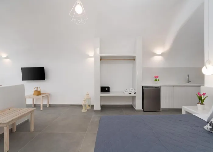 New Yiota Collection 4 & 4 Prive Jacuzzi * Megalochori (Santorini)