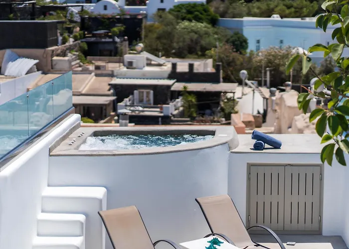 New Yiota Collection 4 & 4 Prive Jacuzzi Villa Megalochori (Santorini)
