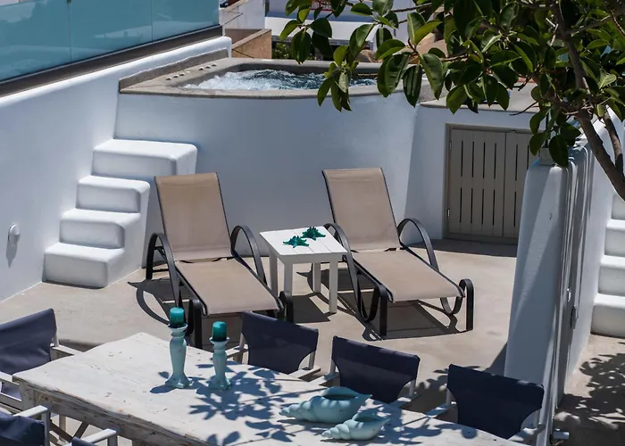 New Yiota Collection 4 & 4 Prive Jacuzzi * Megalochori (Santorini)