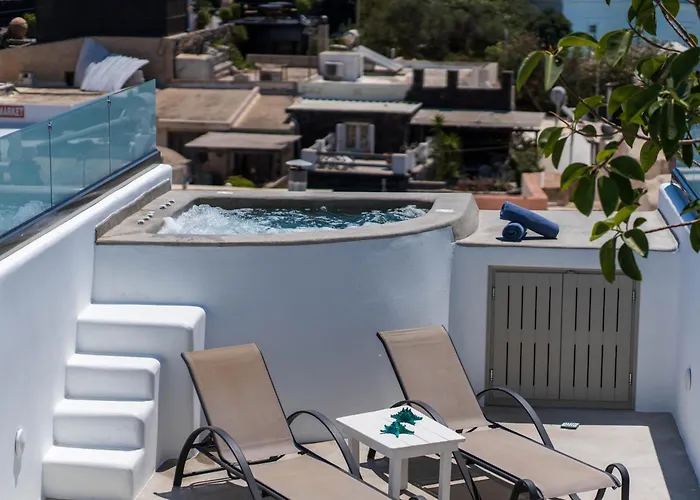 New Yiota Collection 4 & 4 Prive Jacuzzi Villa *