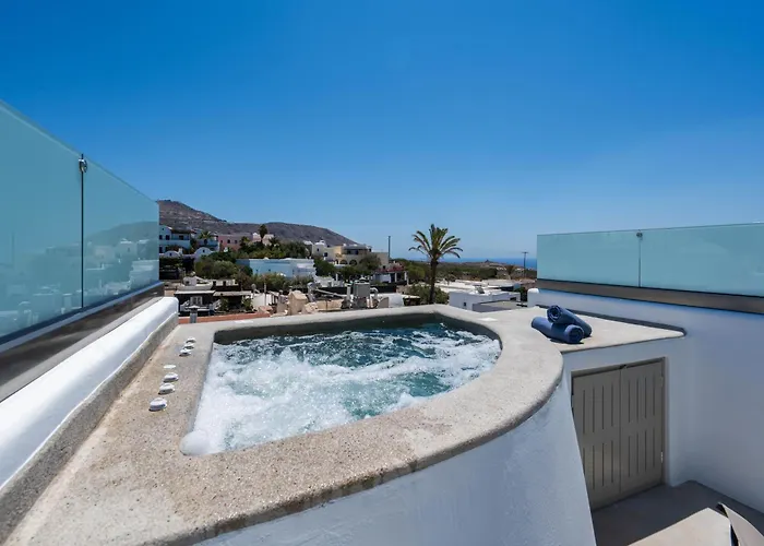 New Yiota Collection 4 & 4 Prive Jacuzzi Villa