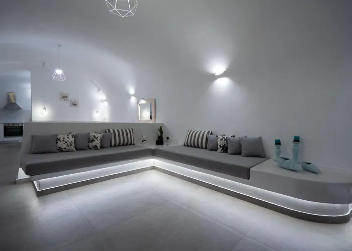 New Yiota Collection 4 & 4 Prive Jacuzzi Villa Megalochori (Santorini)