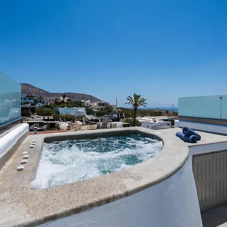 New Yiota Collection 4 & 4 Prive Jacuzzi Willa