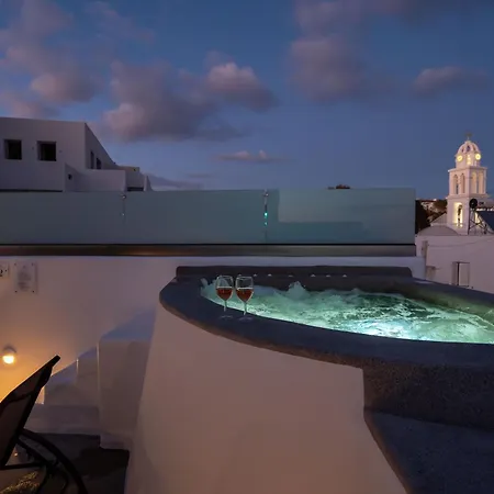 Willa New Yiota Collection 4 & 4 Prive Jacuzzi